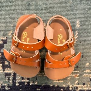 Tan Sun Sands Sea Wees Toddler/Baby sandals size 3